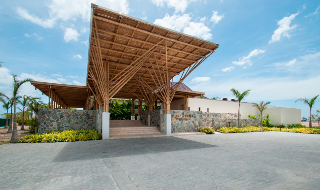 PUNTA ARENA BEACH CLUB